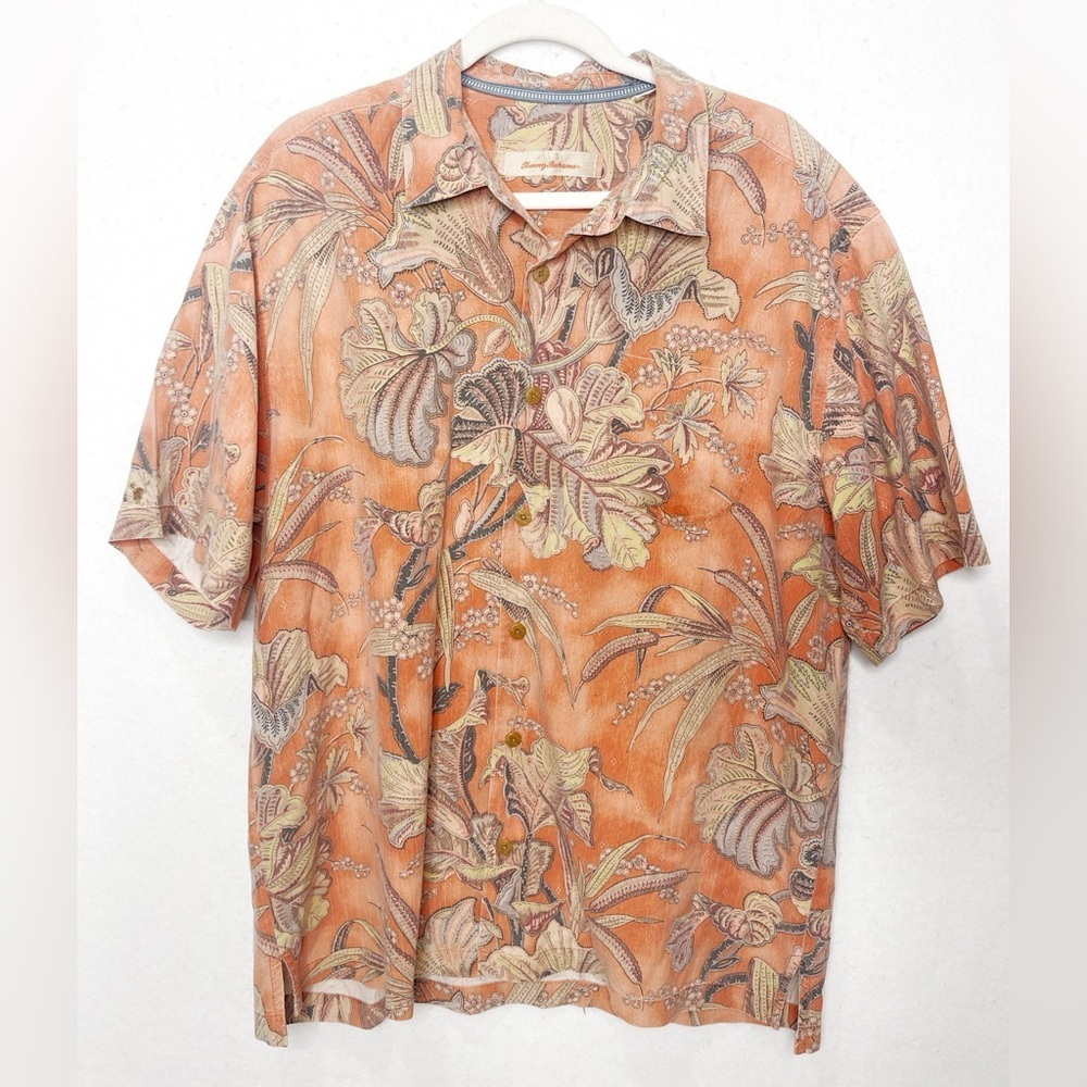 Tommy Bahama 100% Silk Hawaiian Print Short Sleeve Button Up Camp Shirt Large